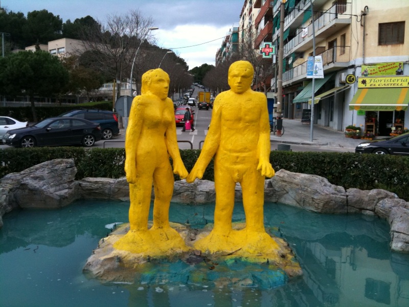 Estatua Los Mayores (Los Simpsons) de Castelldefels en Barcelona