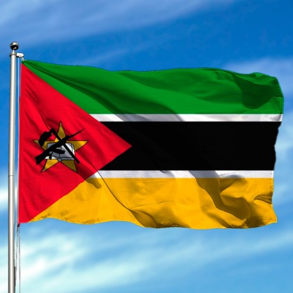Bandera de mozambique ondeando