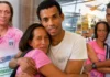 La madre de Vozinha consigue el visado y viajará a Miami para ver a su hijo en el Mundial Vozinha y su madre tras conseguir el visado que le permite ver a su hijo en el Mundial 2026