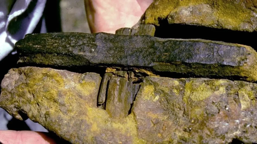 El martillo de Londres: 400 millones de años fuera de lugar