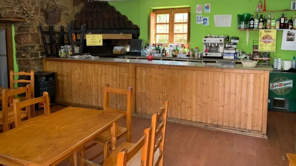 Bar típico de pueblo