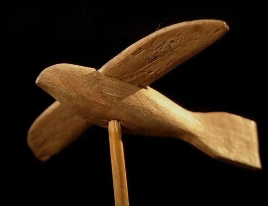 El pájaro de Saqqara: un planeador en el Egipto de los faraones