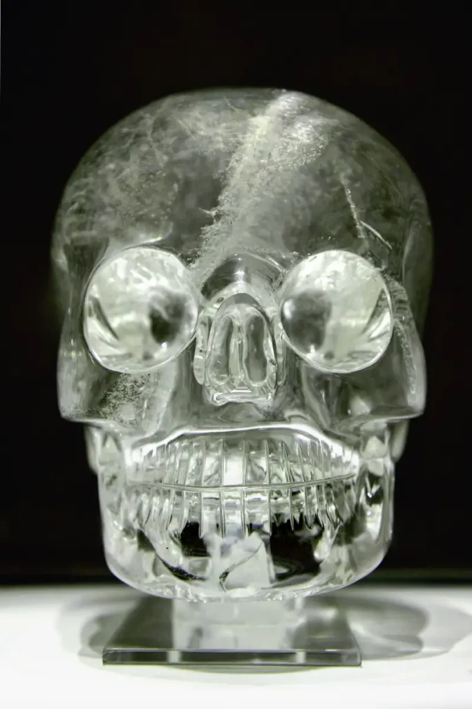 El cráneo de cristal: tallado con tecnología que no existía